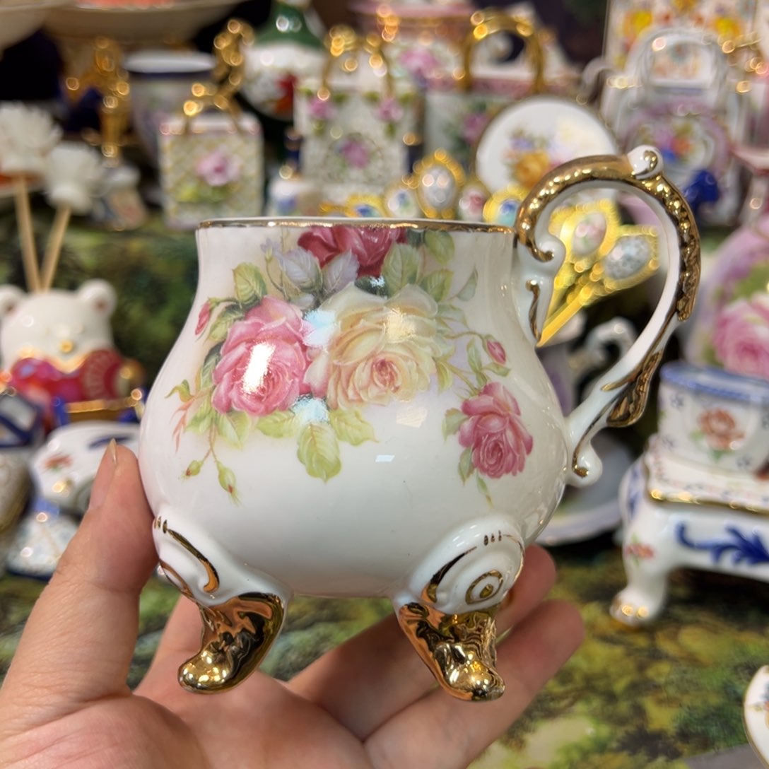 摆件鹿与海陶瓷家居用品有限公司