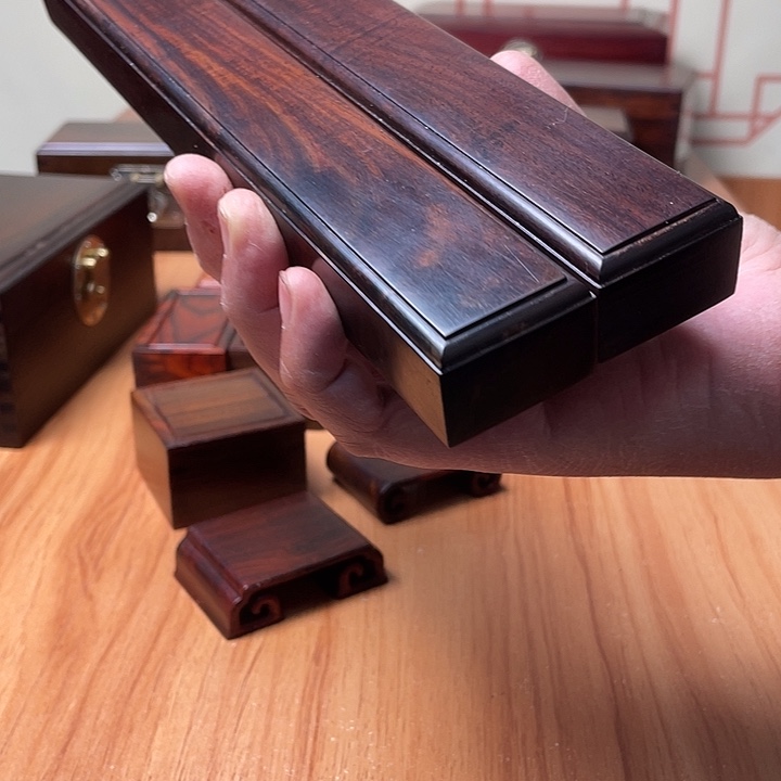 交趾黄檀（大红酸枝）镇尺