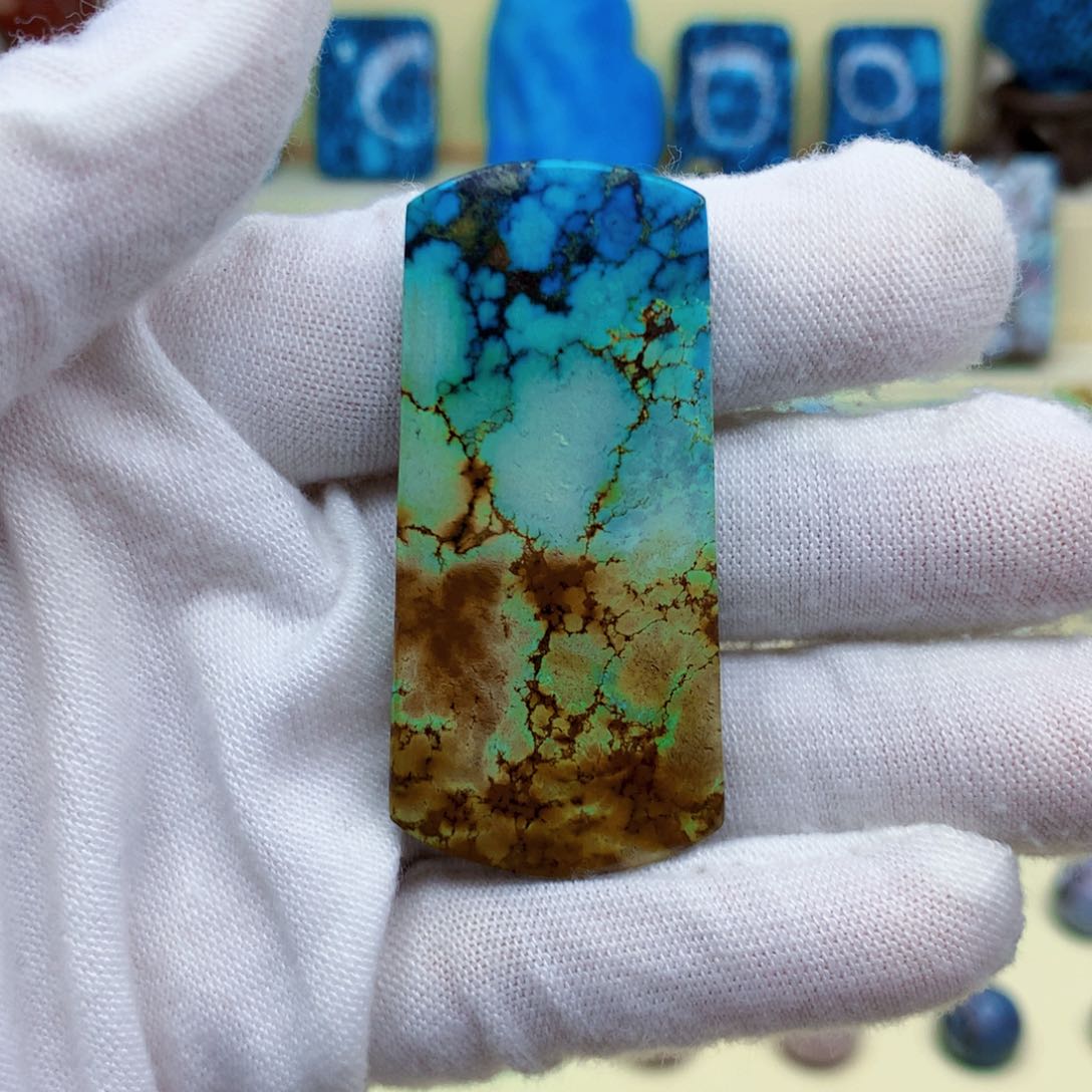 绿松石绿松石未镶嵌