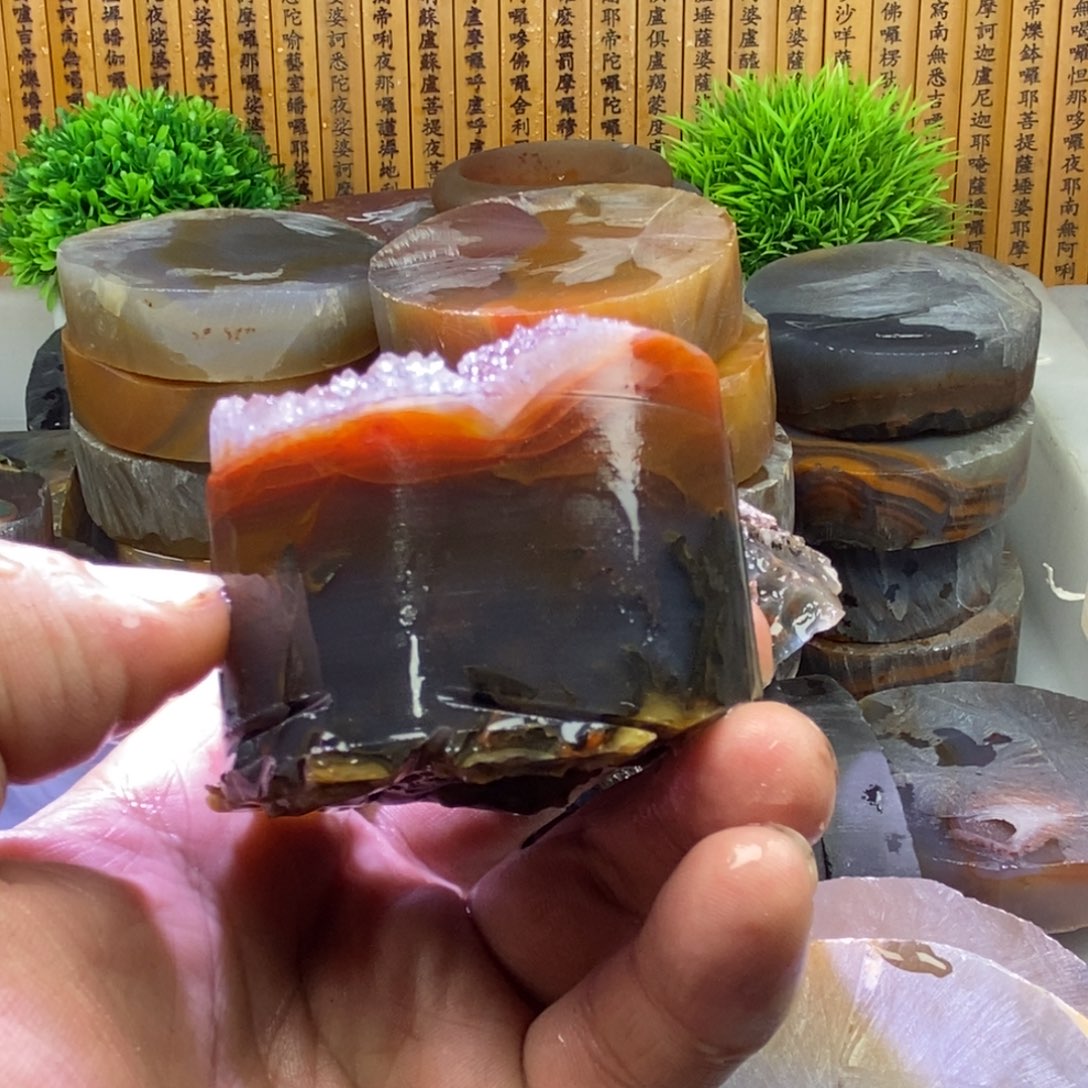 土***瓜定制玛瑙定制玛瑙扳指，心做个球