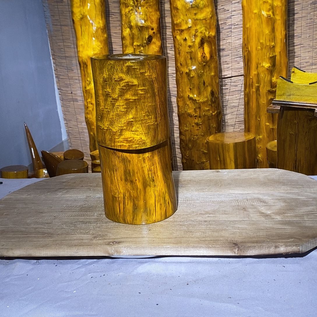 木四川雅安小叶桢楠笔筒2个