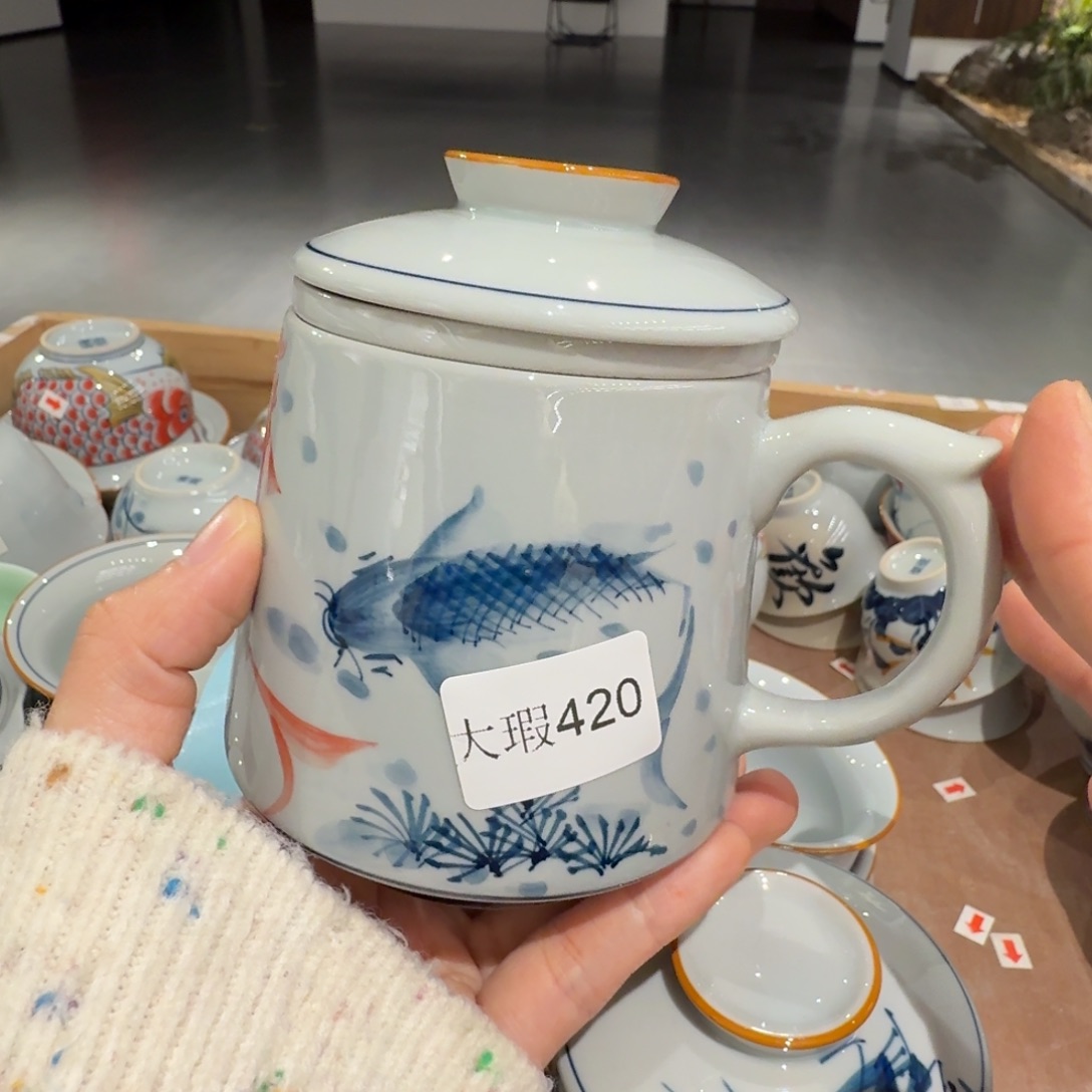 釉下手绘茶具微瑕