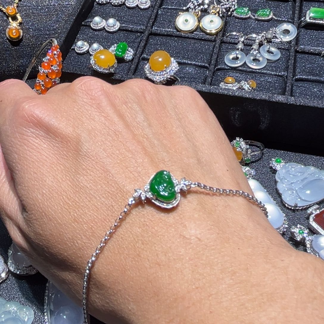 翡翠18K金镶嵌挂件缅甸翡翠