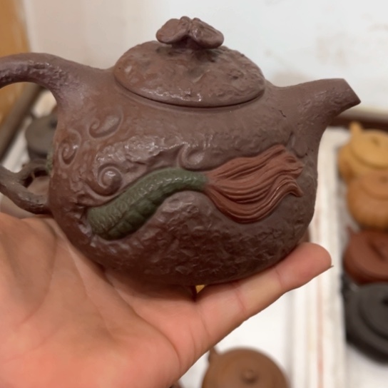 紫砂茶壶瑕疵……………………