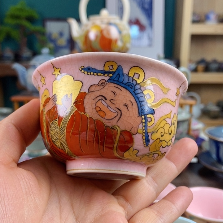 瓷片手工制作工艺精湛等特点