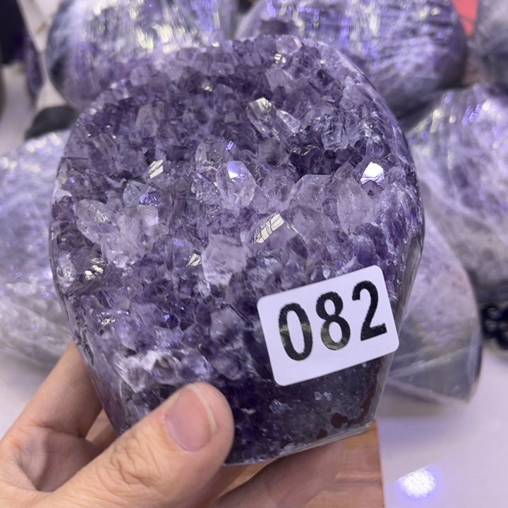 紫晶水晶摆件未镶嵌