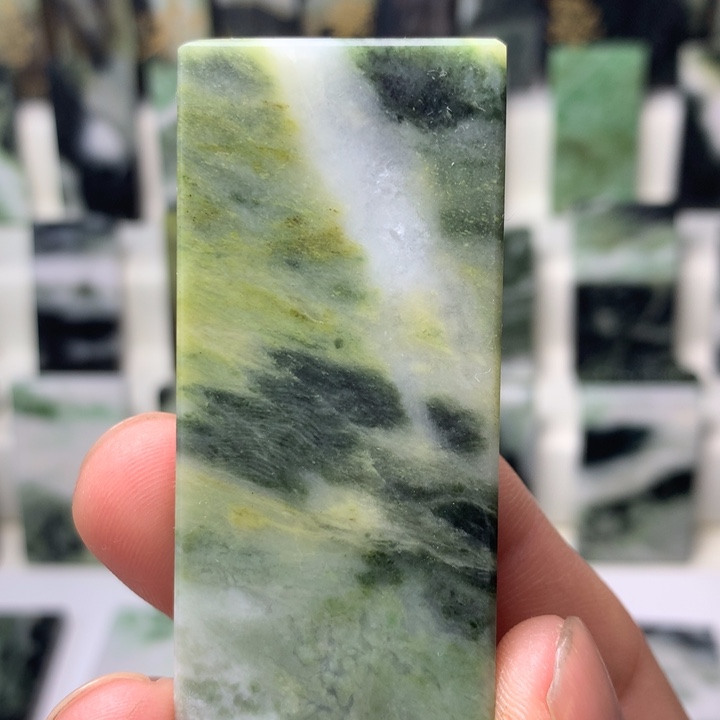 独山玉颈饰未镶嵌L****n