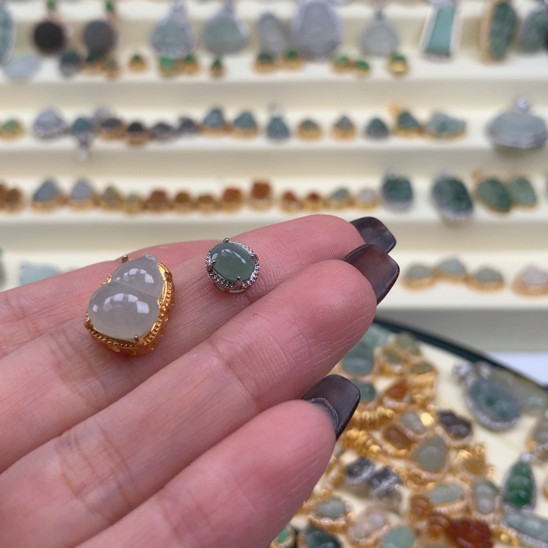 夜***河翡翠银S925镶嵌颈饰