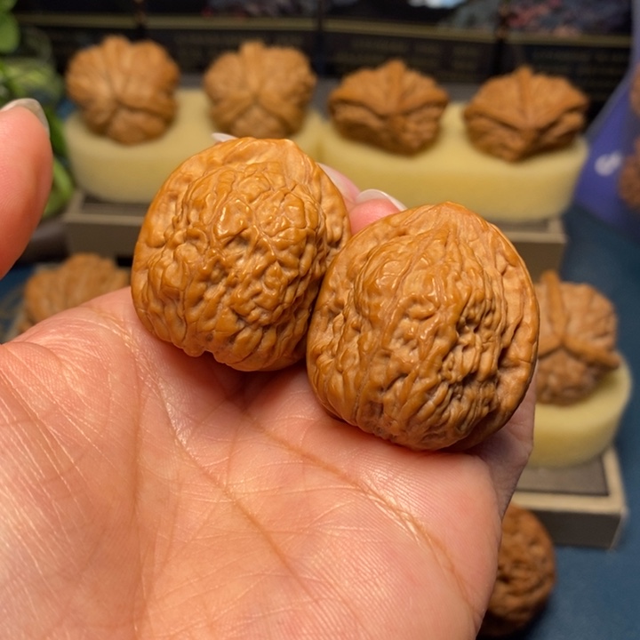 【闪购商品】把件文玩核桃金钱豹