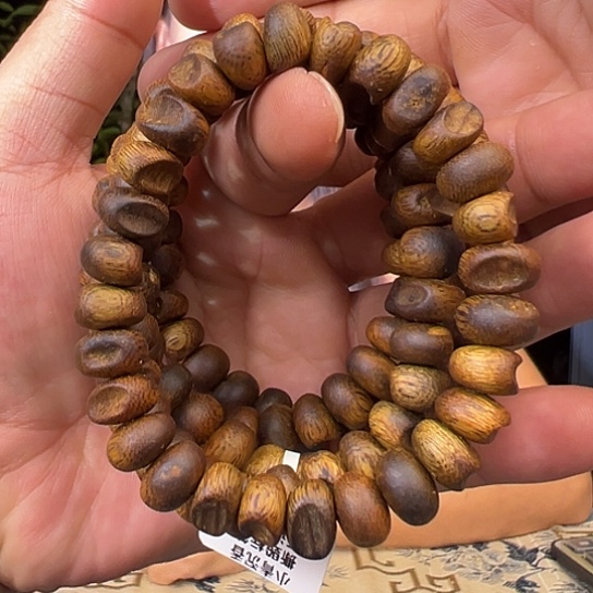 手串沉香白棋包头0.9多样性发货1条