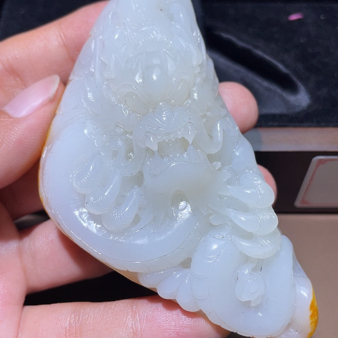 和田玉颈饰未镶嵌Y