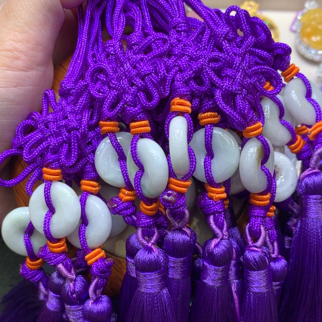 翡翠未镶嵌颈饰天然A货