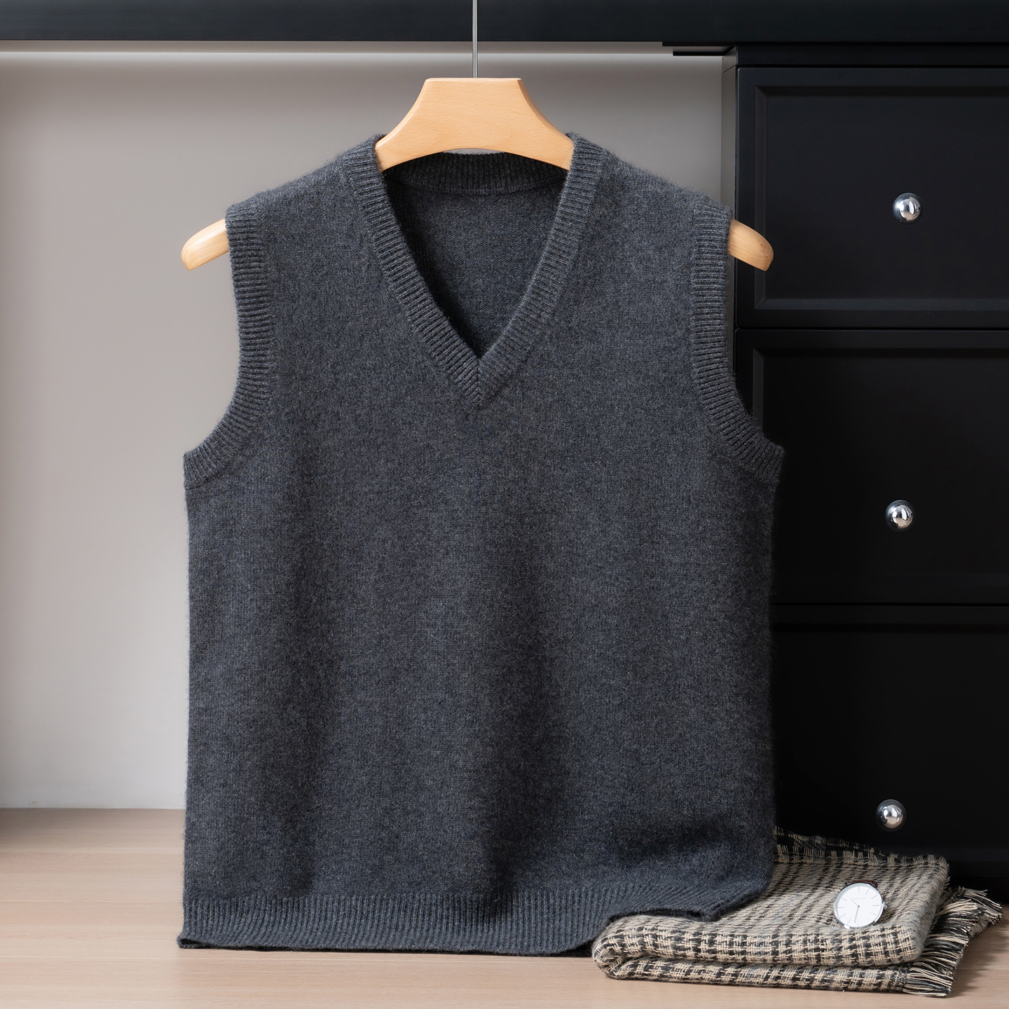 7713秋冬新款100纯山羊绒衫男加厚背心V领无袖坎肩套头毛衣针织衫