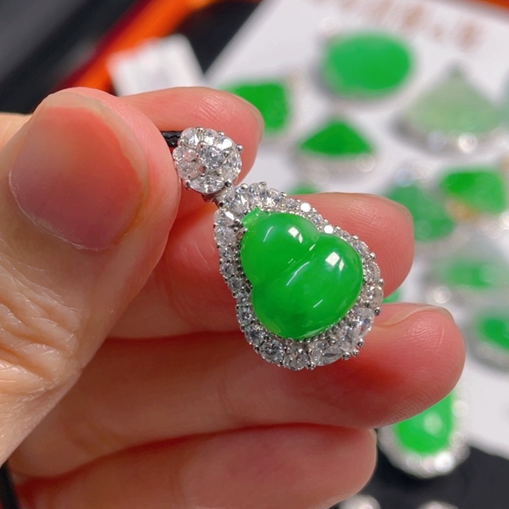 M***妤翡翠银S925镶嵌吊坠(不含链)