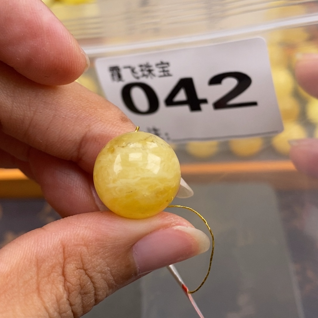 琥珀未镶嵌珠宝奇石16.2