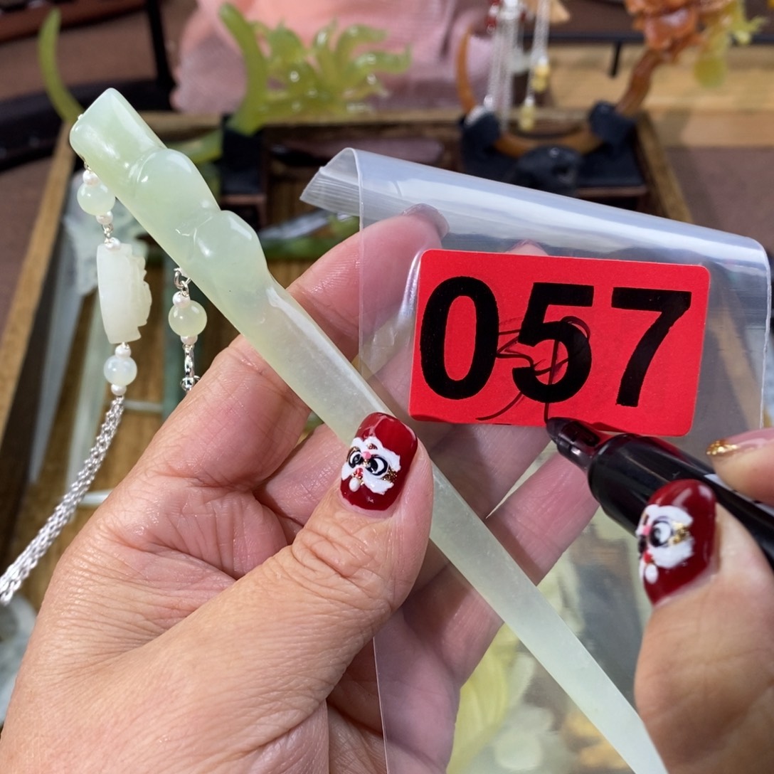 蛇纹石玉玉簪合金獬*