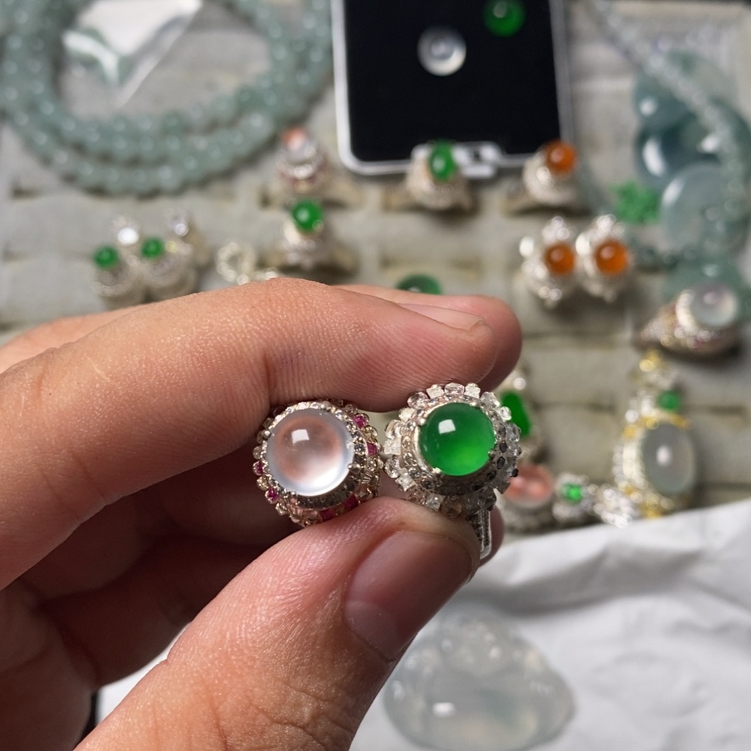 陈***士未镶嵌定制翡翠翡翠