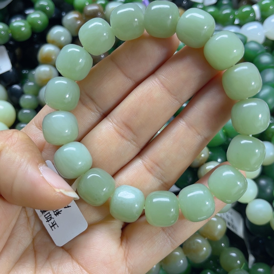 未镶嵌手链和田玉