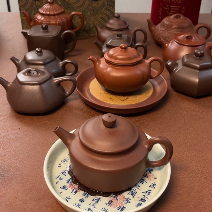 紫砂茶壶德钟底槽清半手壶