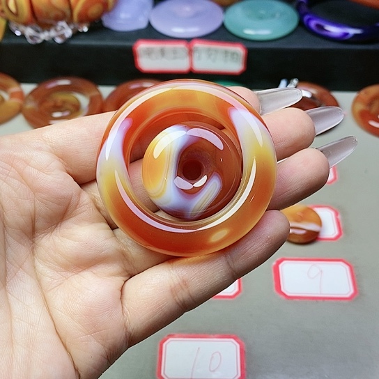 玛瑙/玉髓吊坠(不含链)未镶嵌?**?