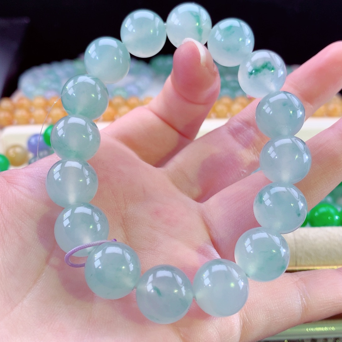 翡翠手链未镶嵌飘花