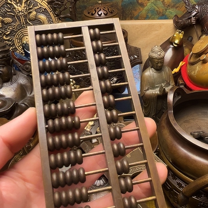 精美铜器批发档口