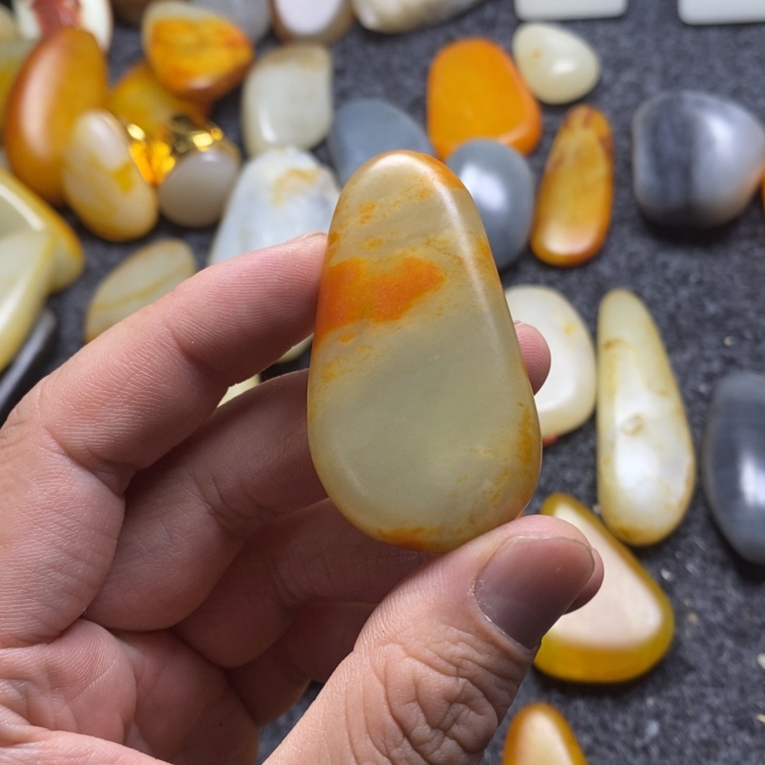 【闪购商品】和田玉颈饰未镶嵌