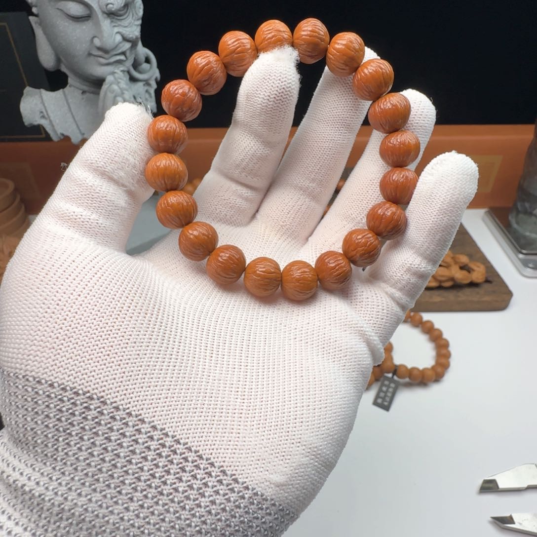 猴头核桃吊坠風****.凤羽