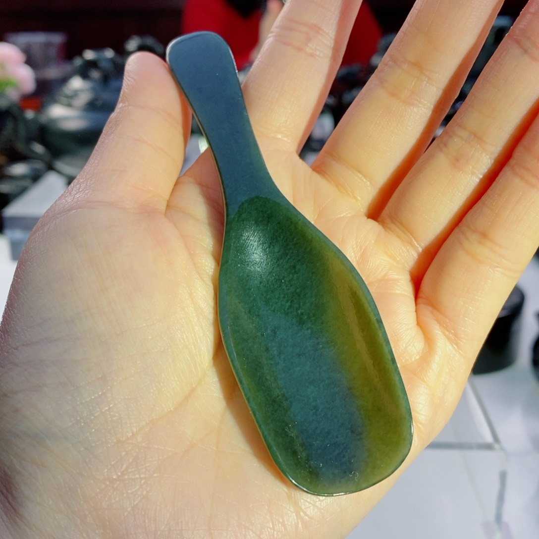 和田玉（青玉）摆件未镶嵌