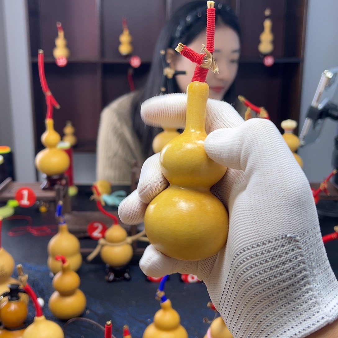 携****我的心好痛啊我的心真的好痛