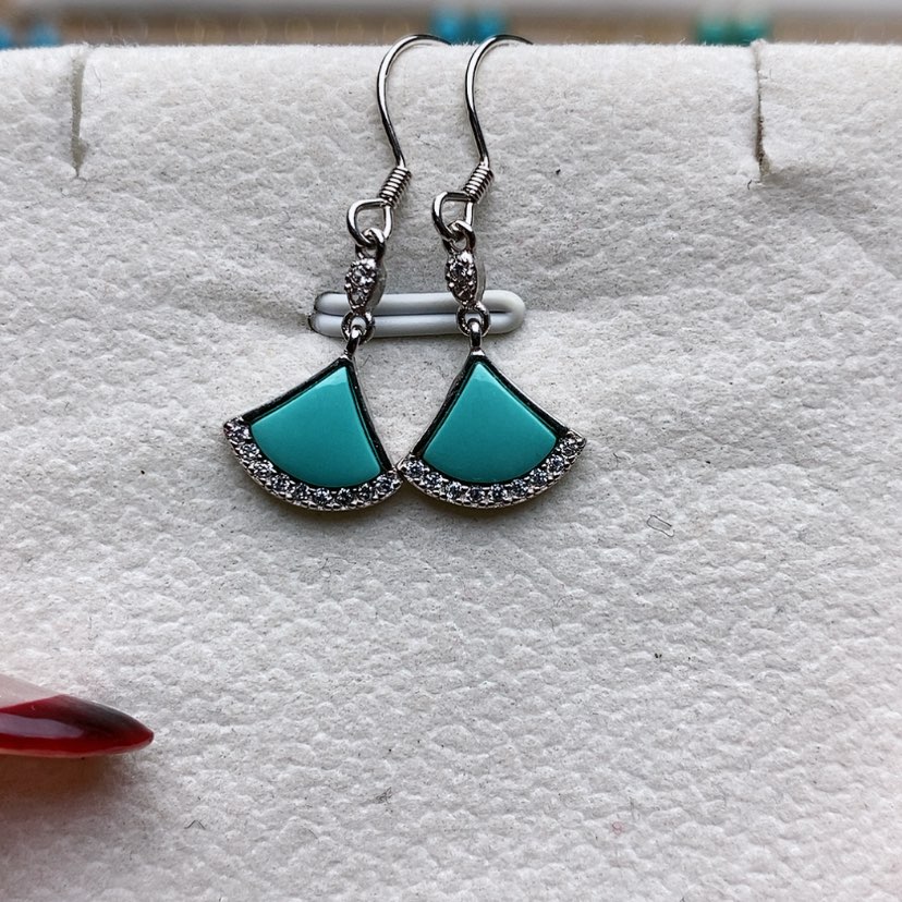 【闪购商品】绿松石配饰银S925镶嵌王**?