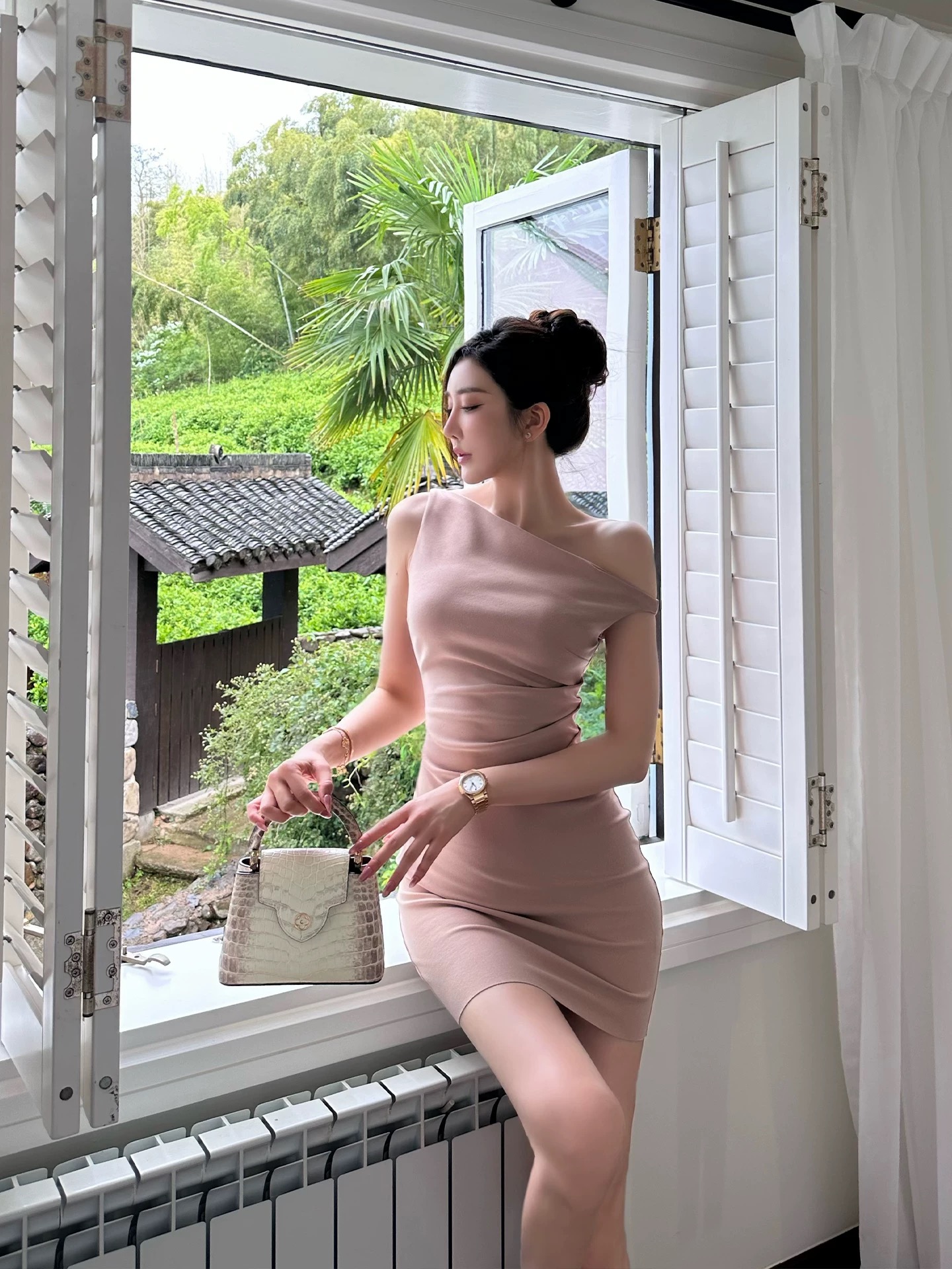 夏季露肩性感短裙斜肩高弹力紧身性感风针织淑女连衣裙