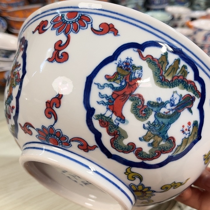 瓷片直径20厘米……红