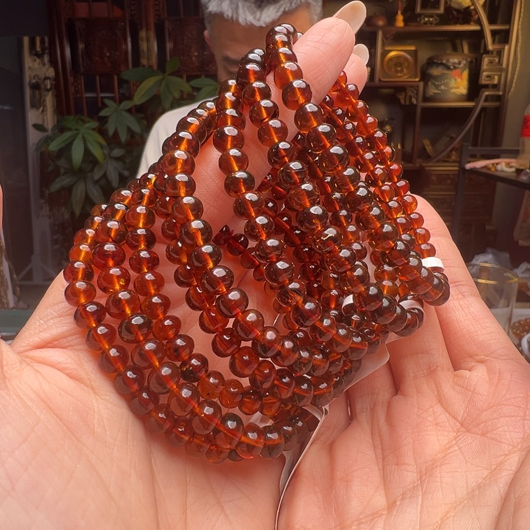 琥珀未镶嵌裸石抚顺琥珀10554六多样性发其一