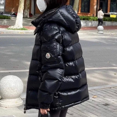 99新 MONCLER  Maya羽绒服/3码/Xspr3517