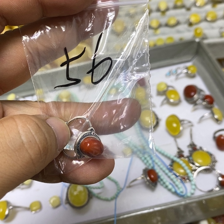 蜜蜡银S925镶嵌裸石戒指