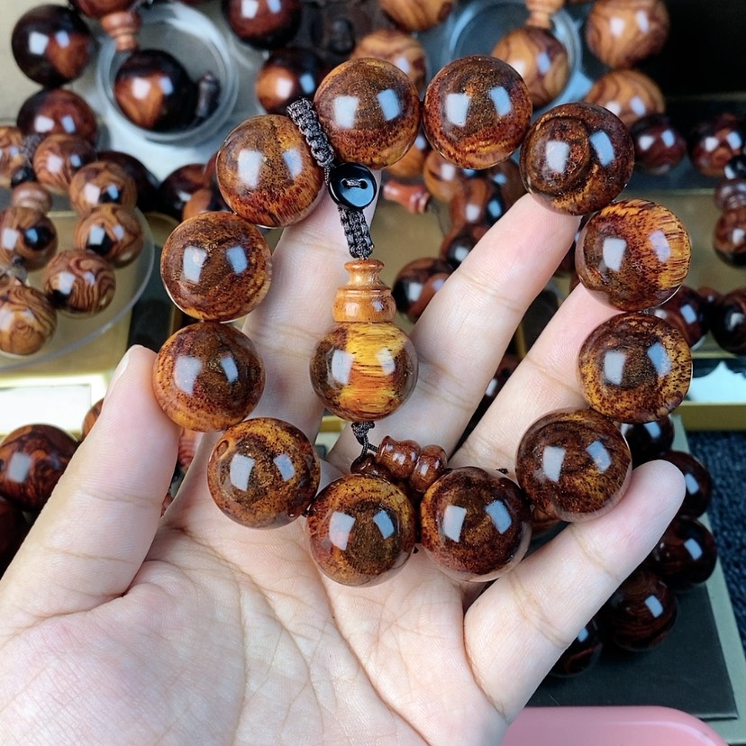 【闪购商品】黄花梨/降香黄檀红***头