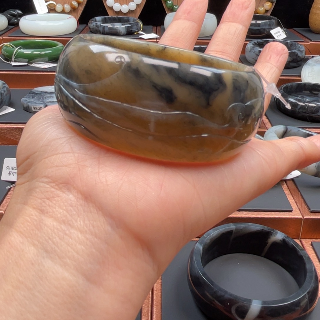 感***恩和田玉未镶嵌手镯58.5圈口