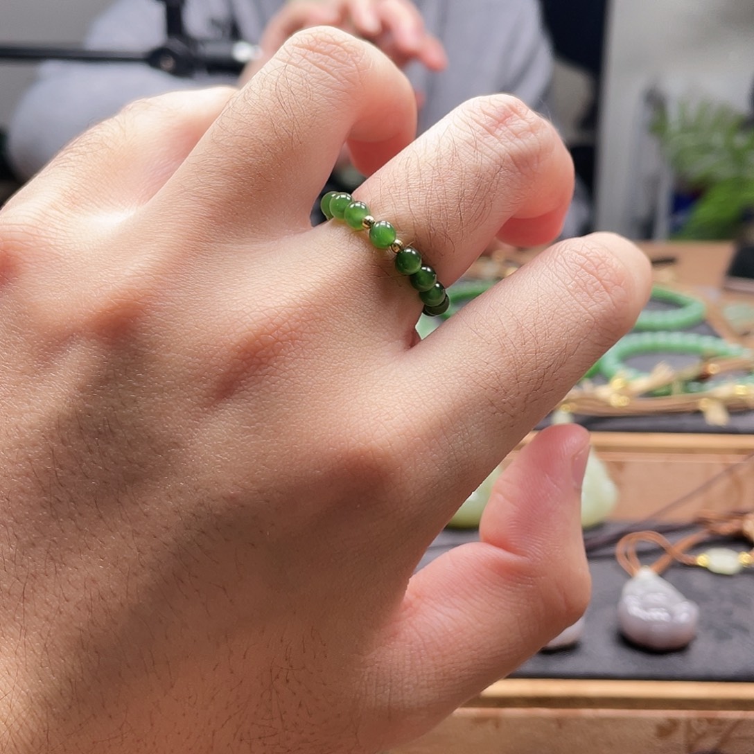 和田玉（碧玉）未镶嵌戒圈