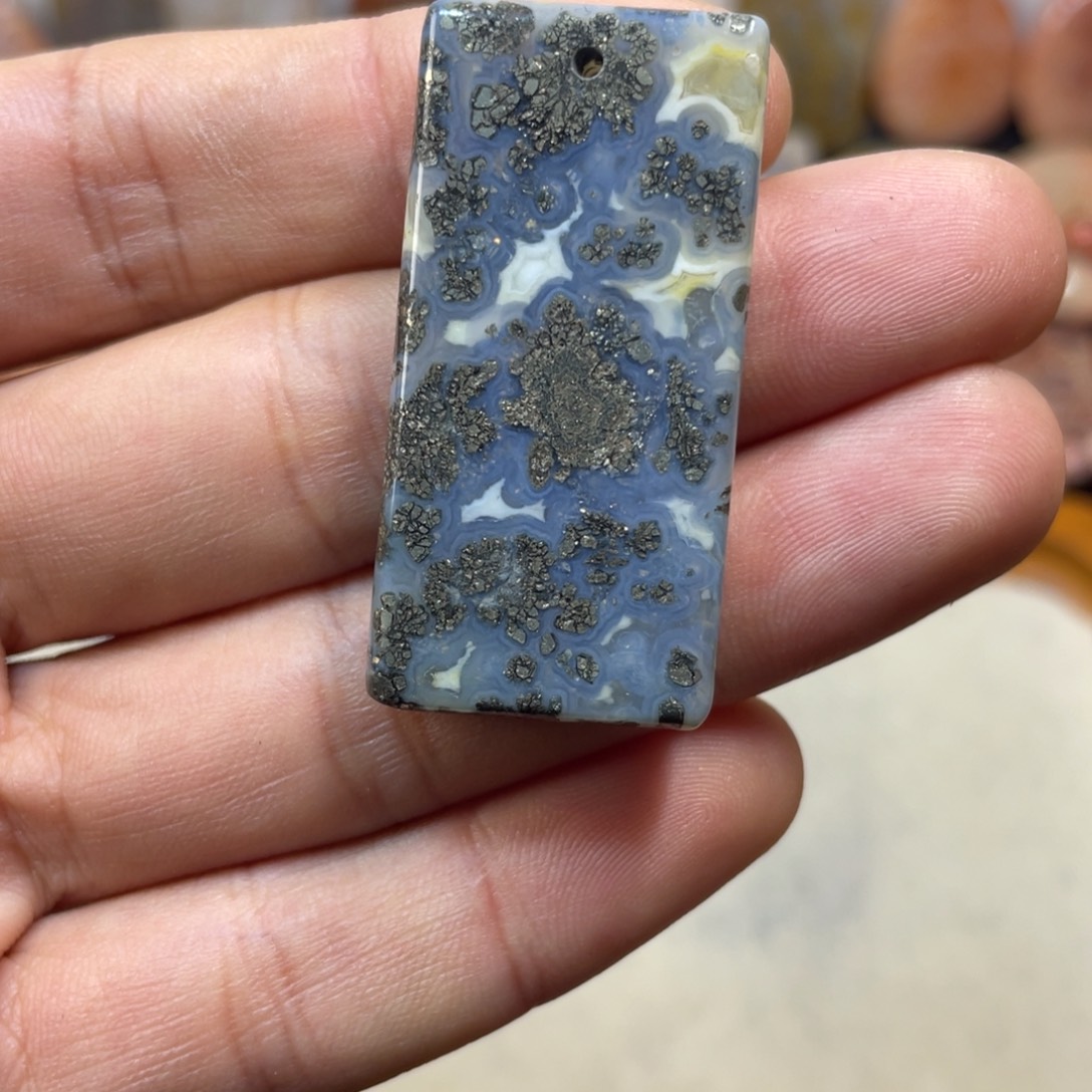 硅化玉吊坠合金精品9