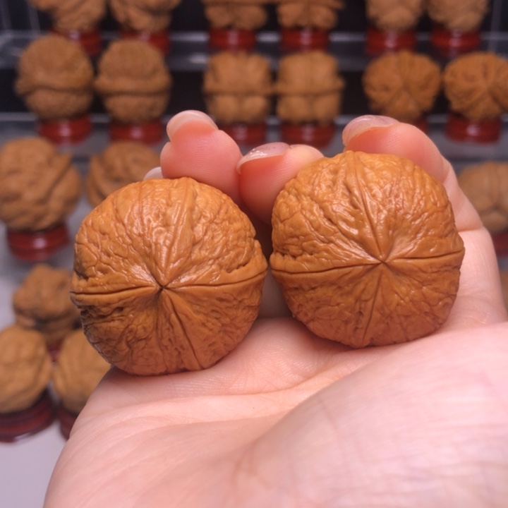 文玩核桃吊坠14柿饼子四楞