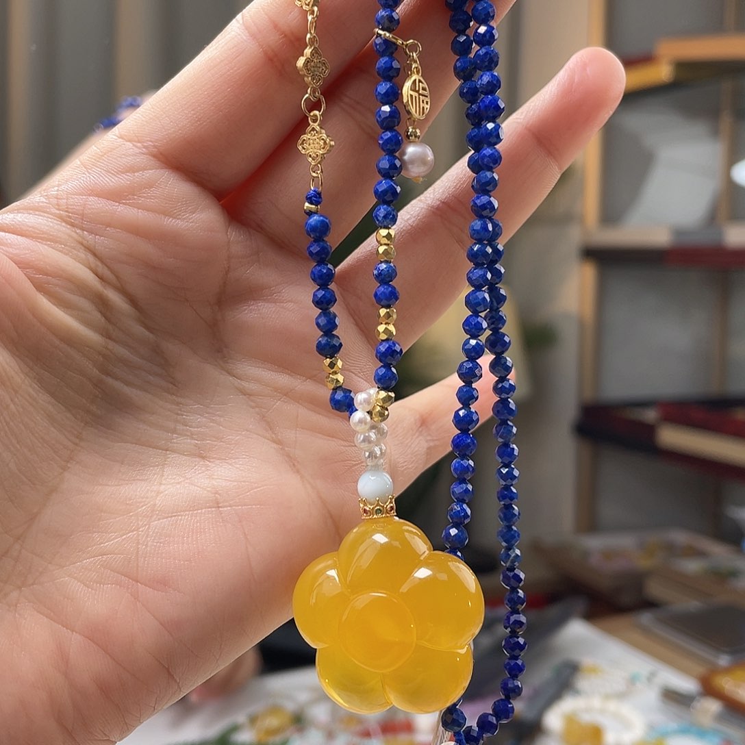 琥珀裸石未镶嵌蜜蜡吊坠