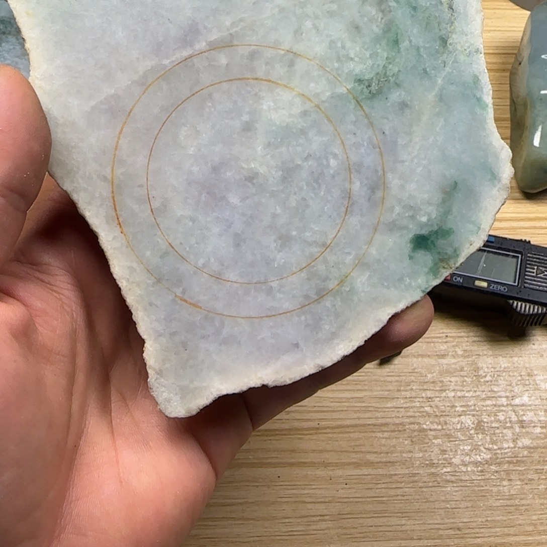 昆***长翡翠裸石缅甸翡翠