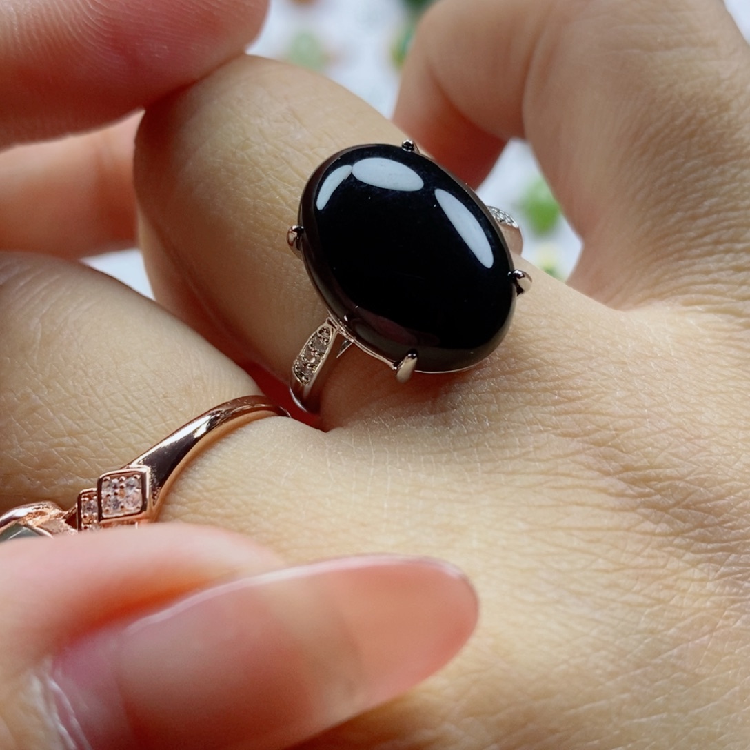 和田玉戒指未镶嵌