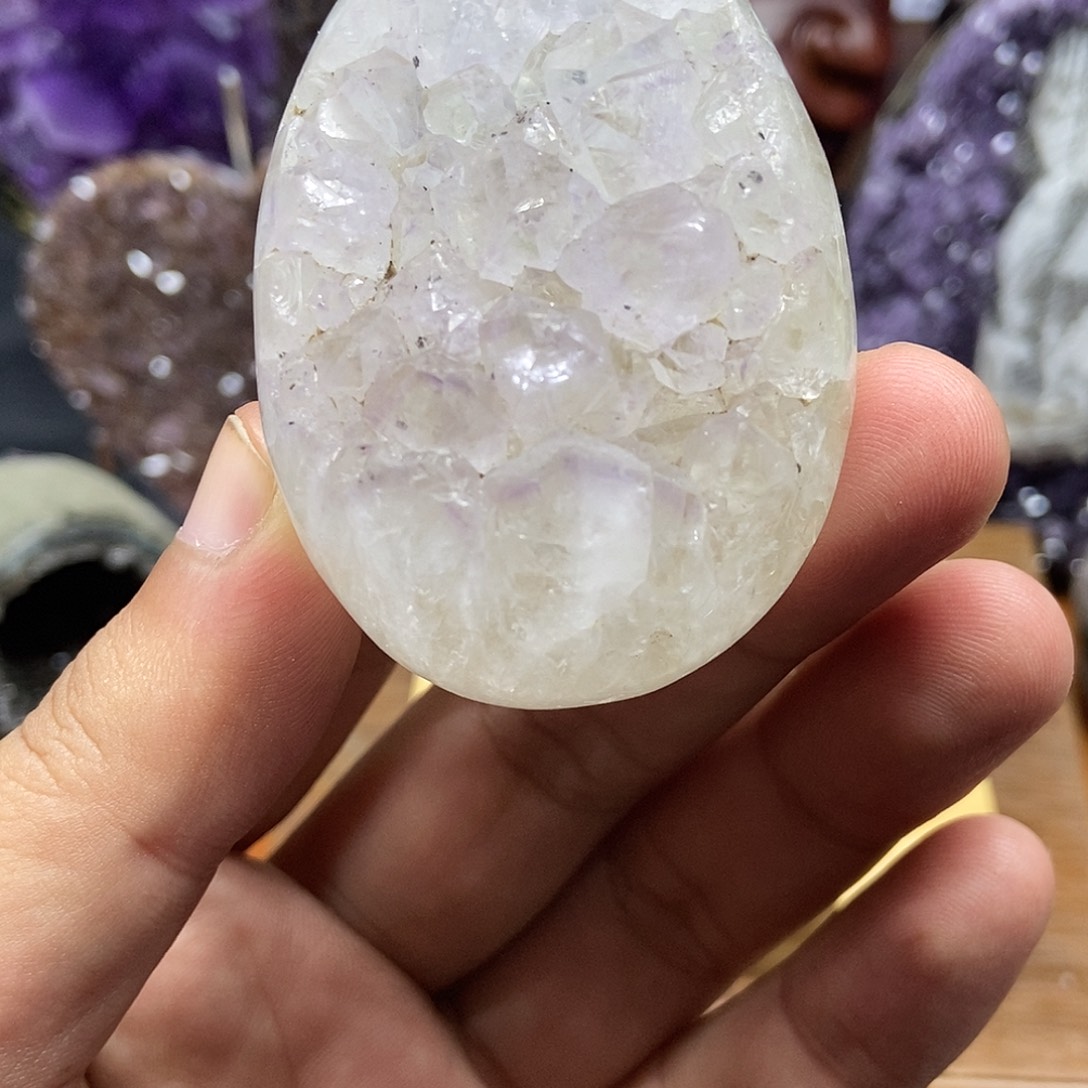 未镶嵌水晶大型摆件（非配饰）