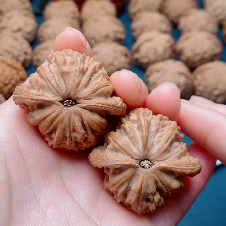 文玩核桃把件41磨盘