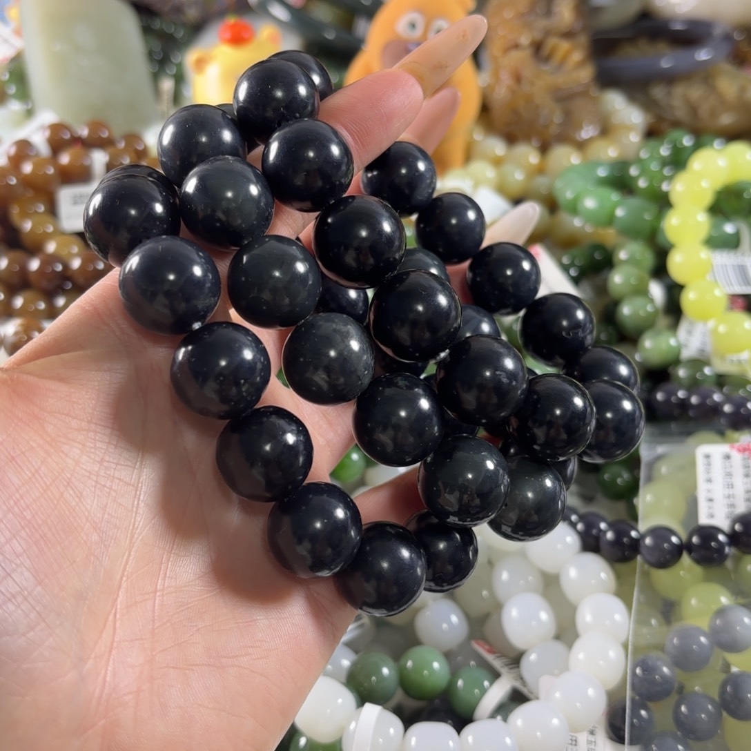 娇***D和田玉未镶嵌手链227