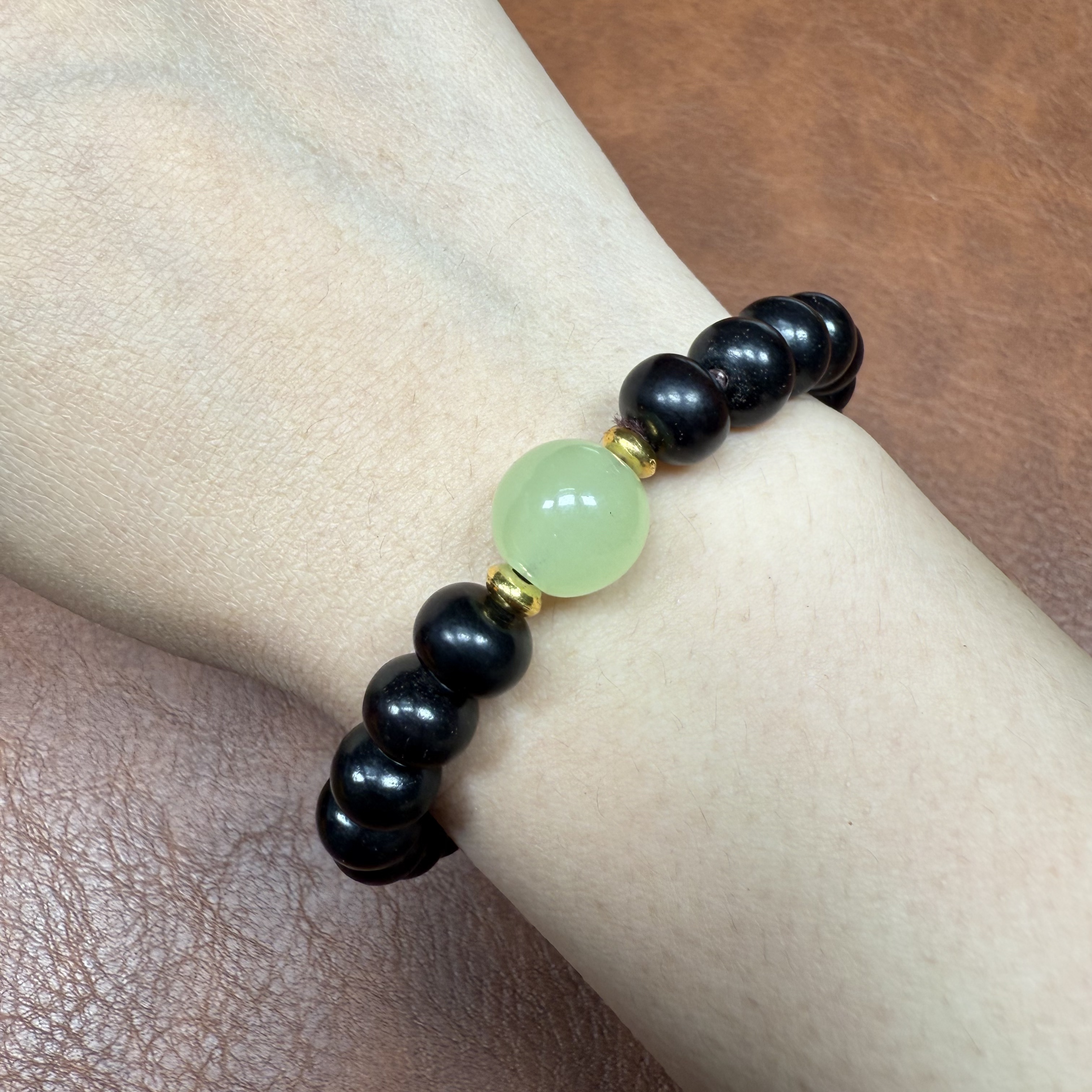 k039黑檀带夜光珠手串（无礼盒）