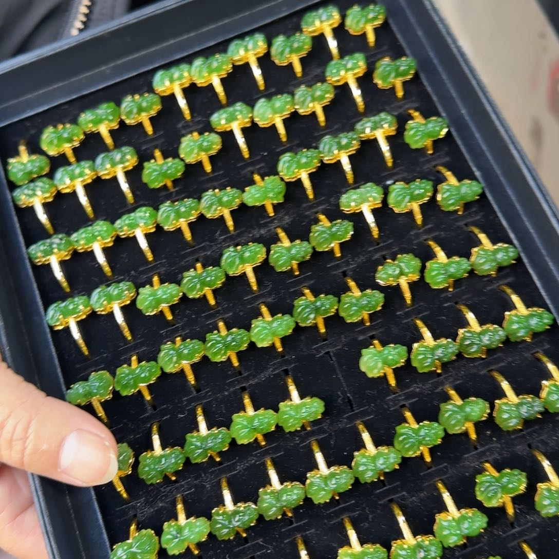 颈饰银S925镶嵌和田玉