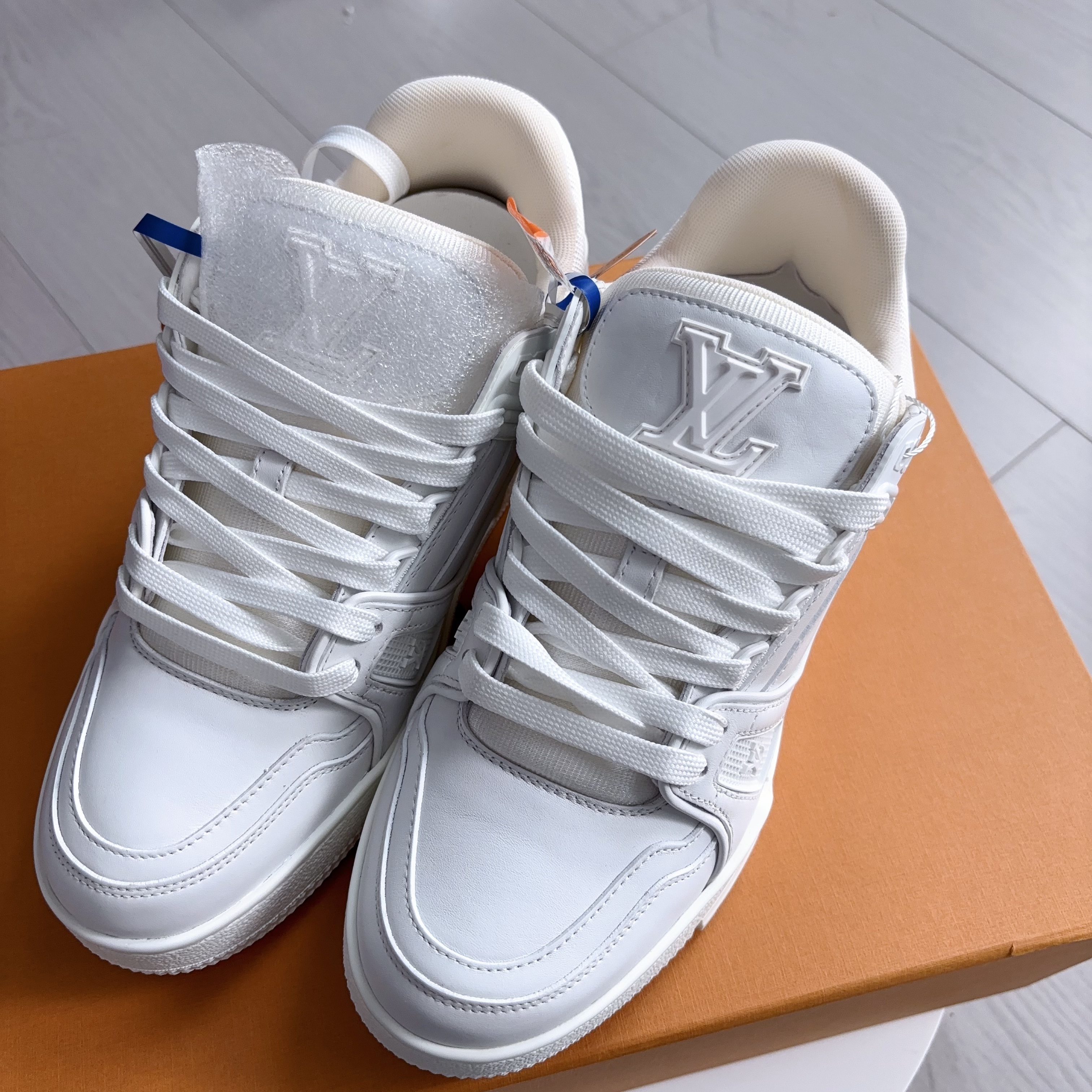 95新 LouisVuitton/路易威登  LV牛皮Trainer4码/251120ZJMVQ09